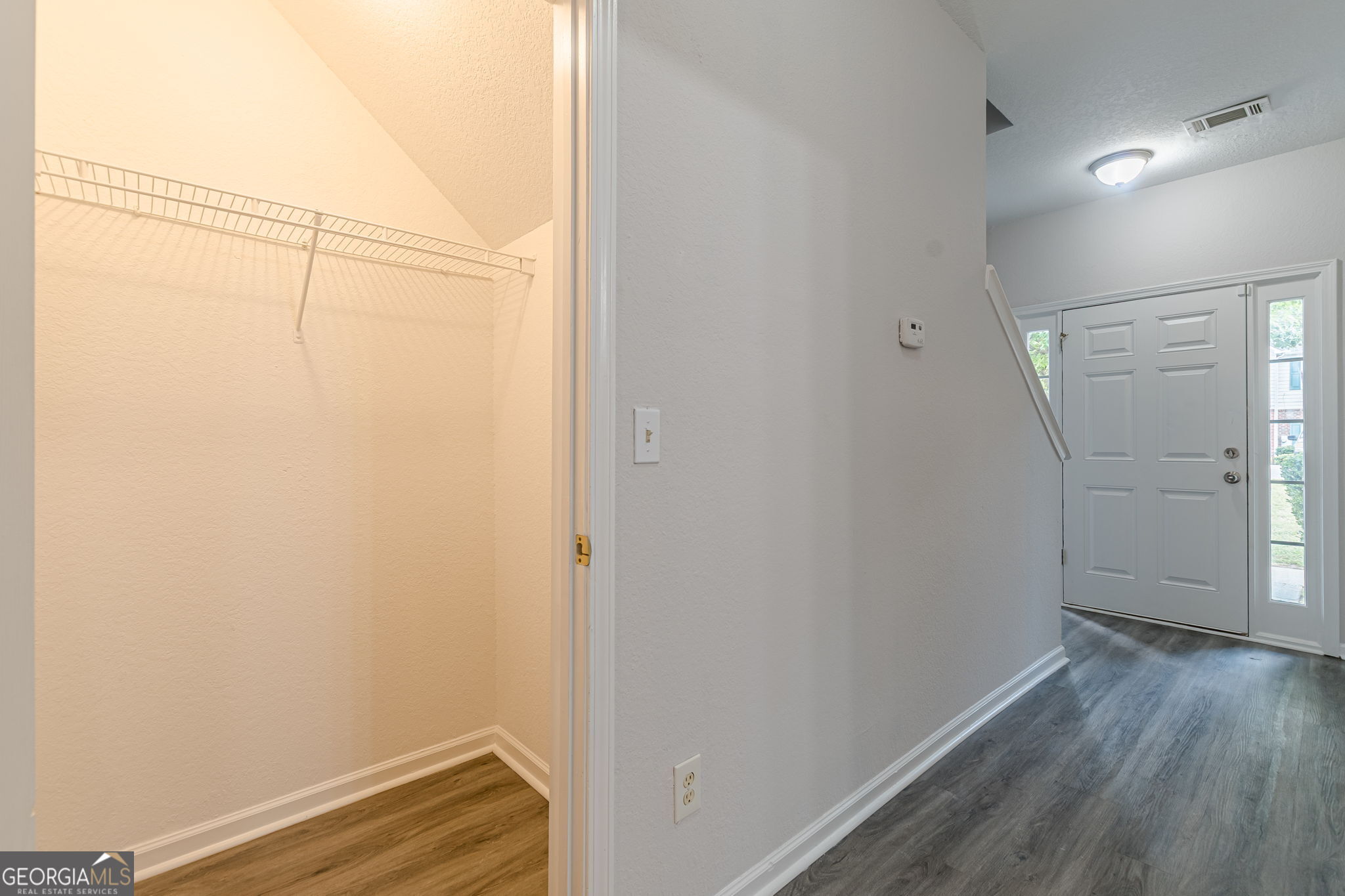 274 Brookview Drive Property Photo 13