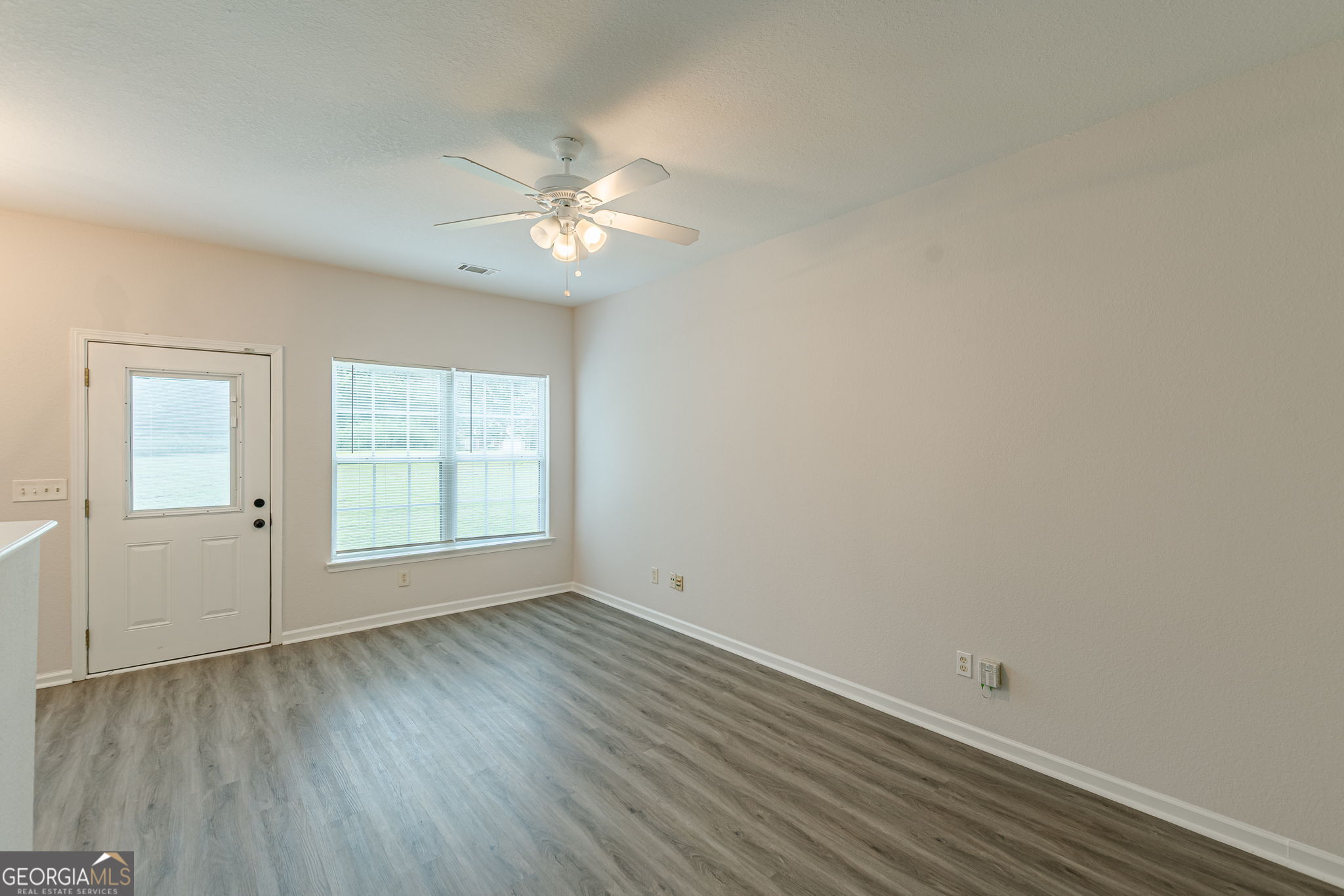 274 Brookview Drive Property Photo 14