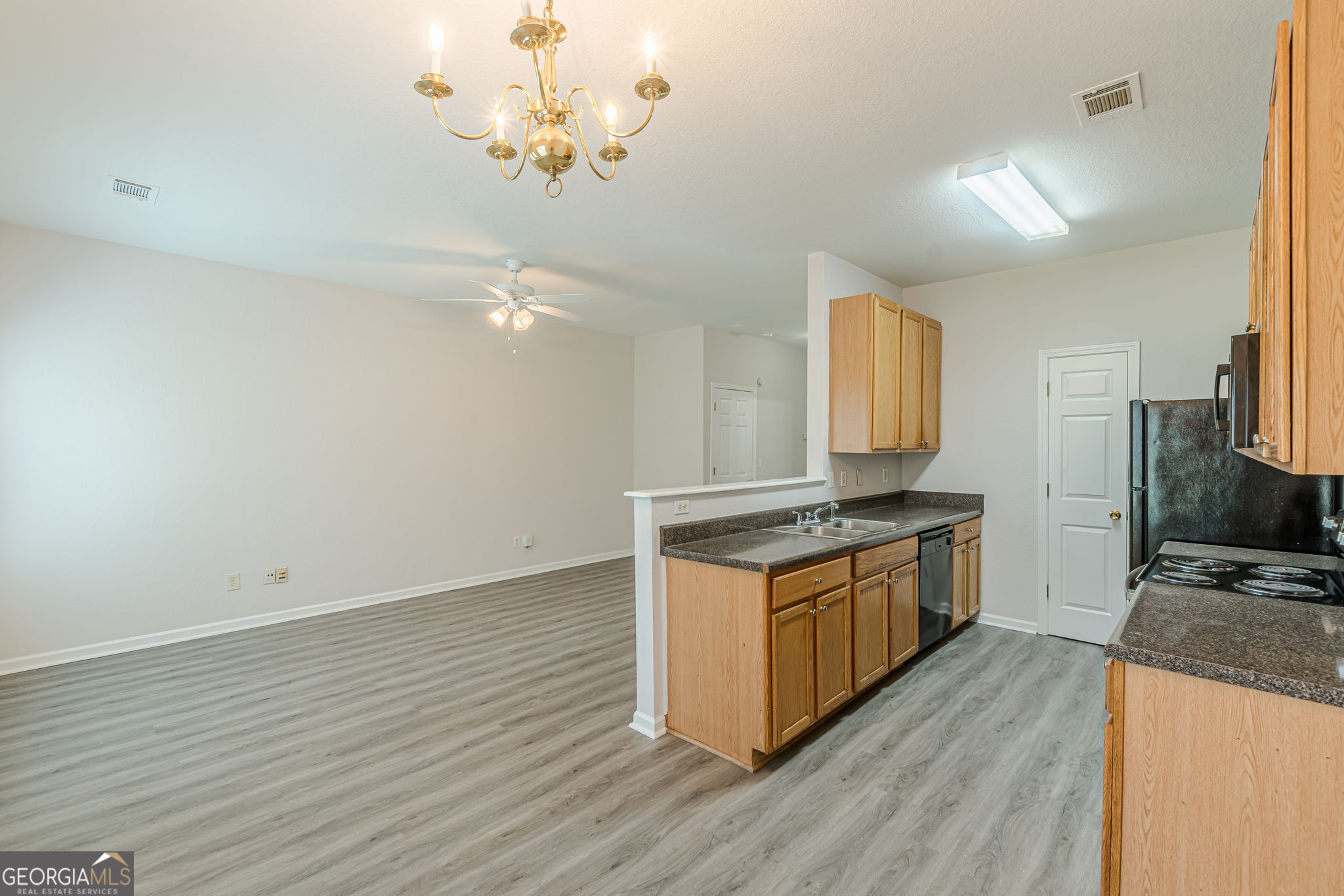 274 Brookview Drive Property Photo 20