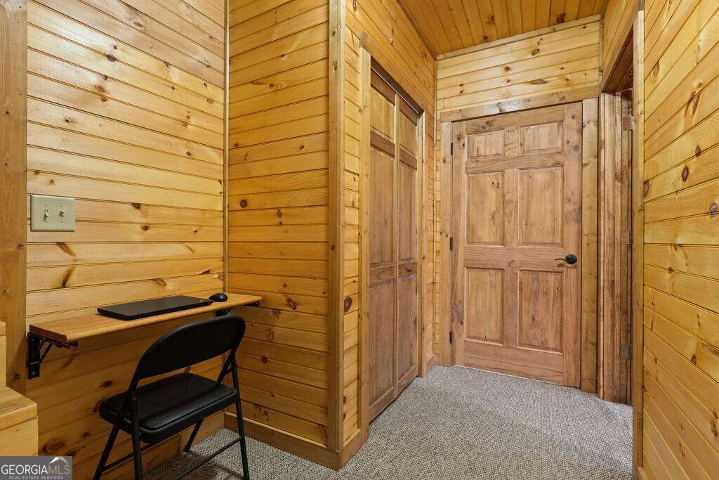 82 Queens Lane Property Photo 34