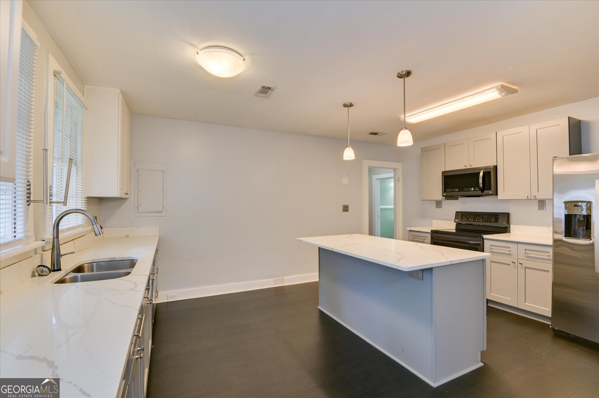 1811 Pennsylvania Avenue Property Photo 24
