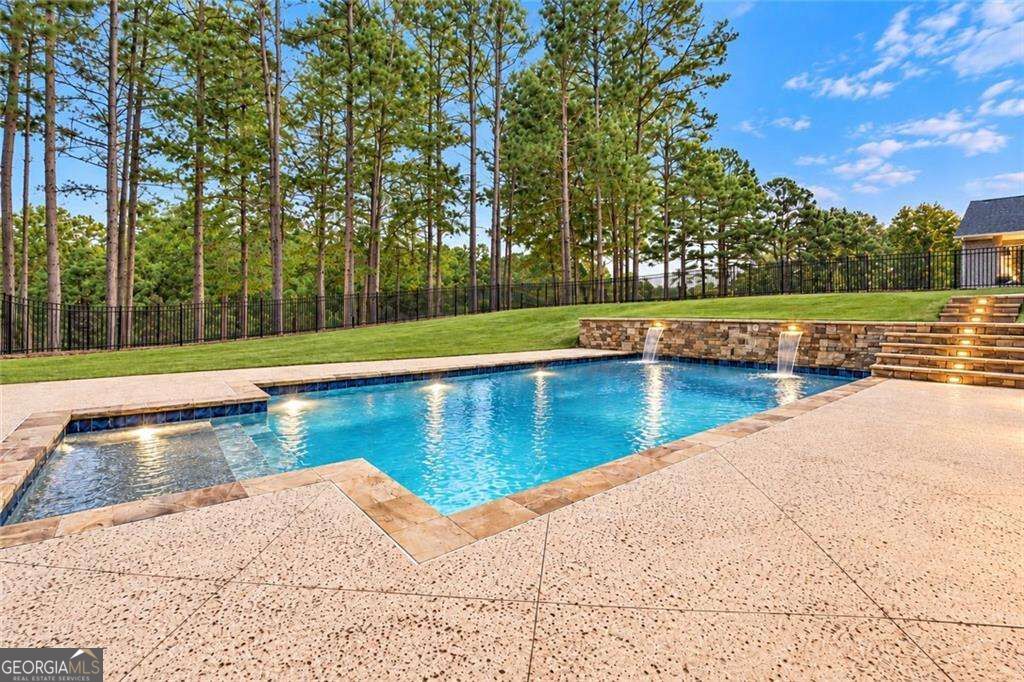 151 Creek Bank Drive Property Photo 40