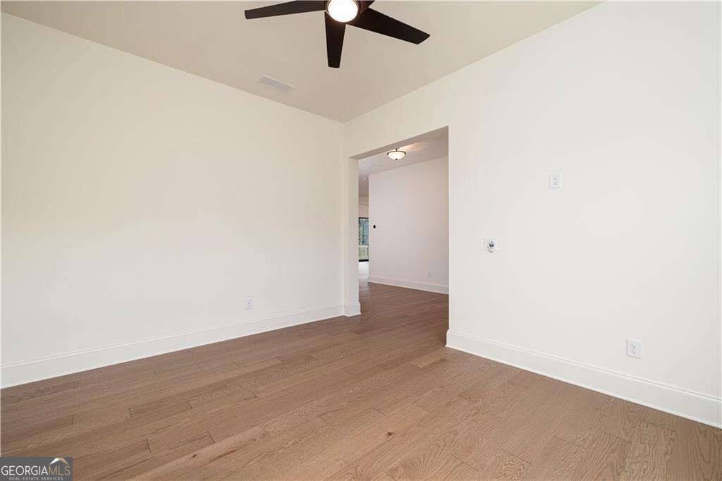 2081 Freestone Way Property Photo 9
