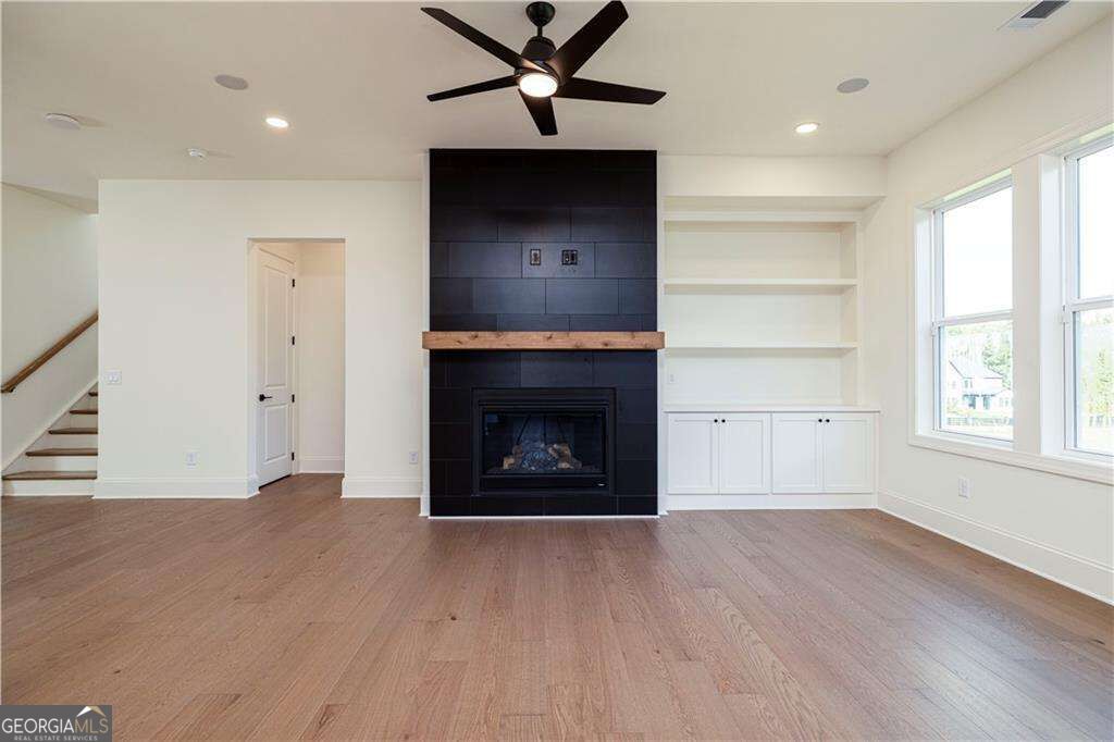 2081 Freestone Way Property Photo 13