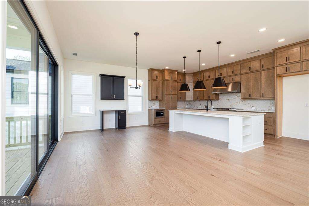 2081 Freestone Way Property Photo 15