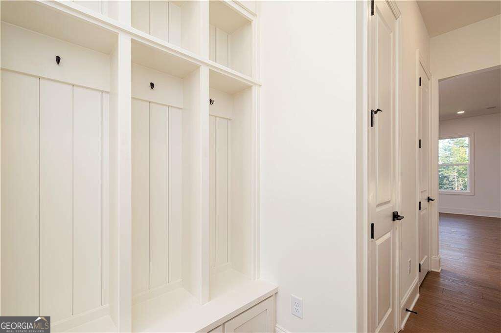 2081 Freestone Way Property Photo 23