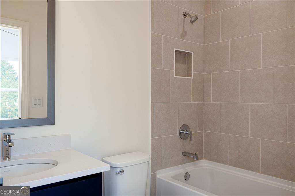 2081 Freestone Way Property Photo 39