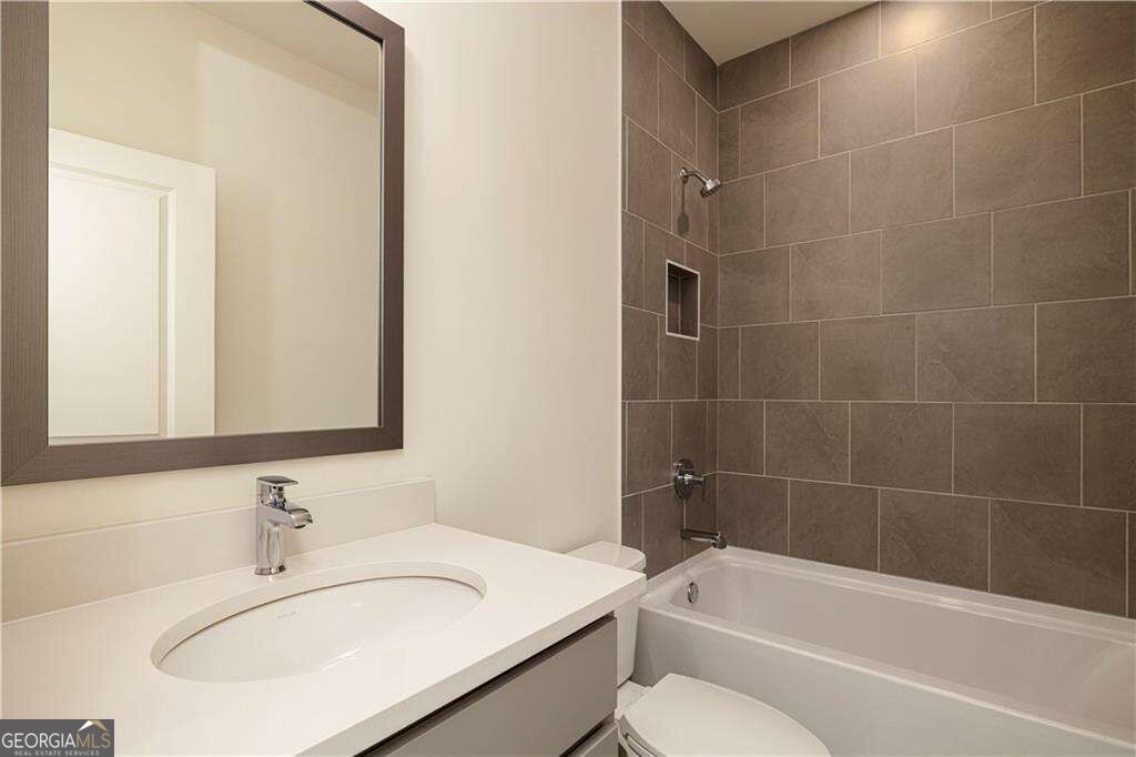 2081 Freestone Way Property Photo 43