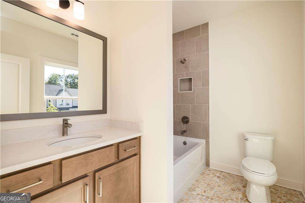 2081 Freestone Way Property Photo 46