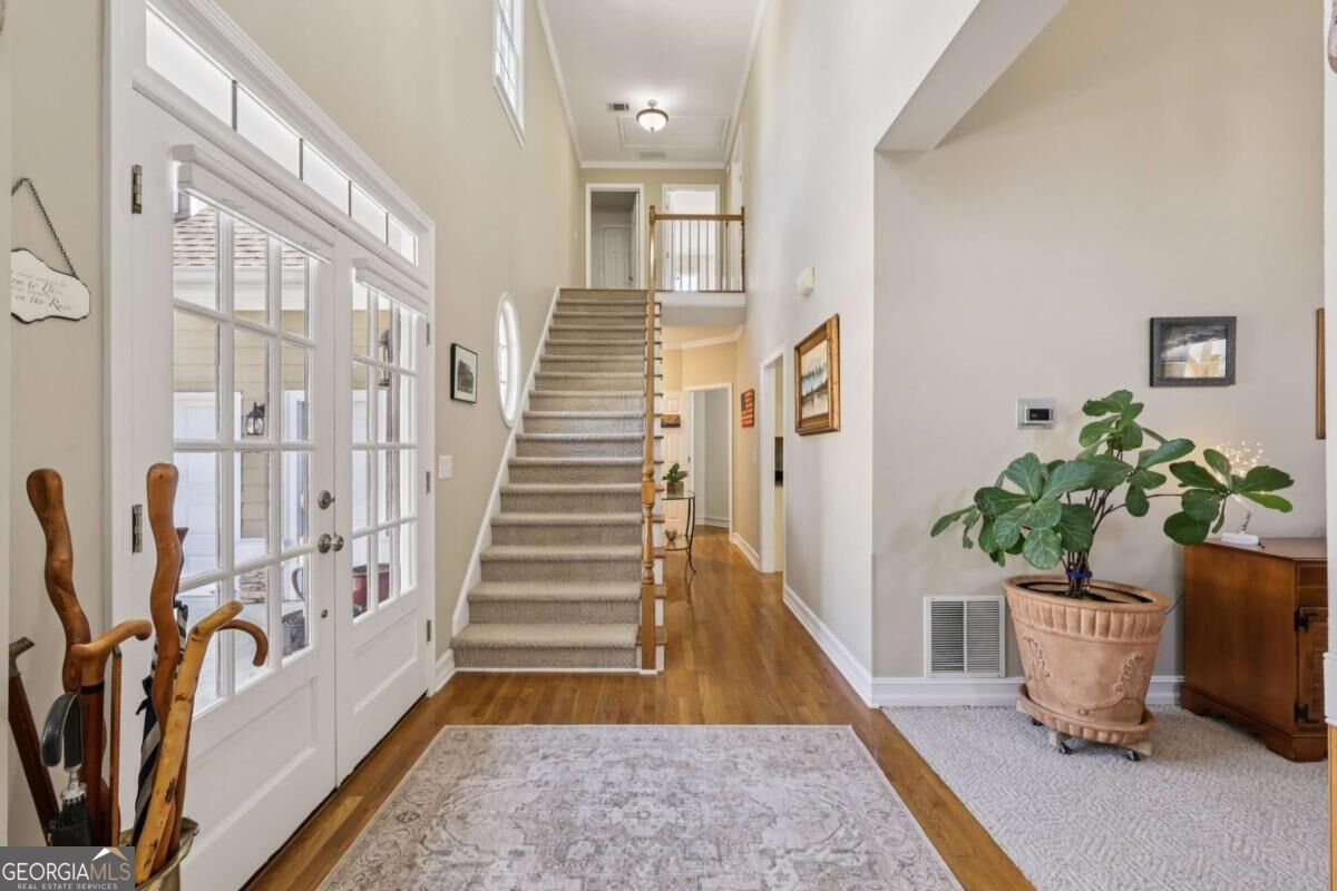 1985 Silverstone Drive Property Photo 4