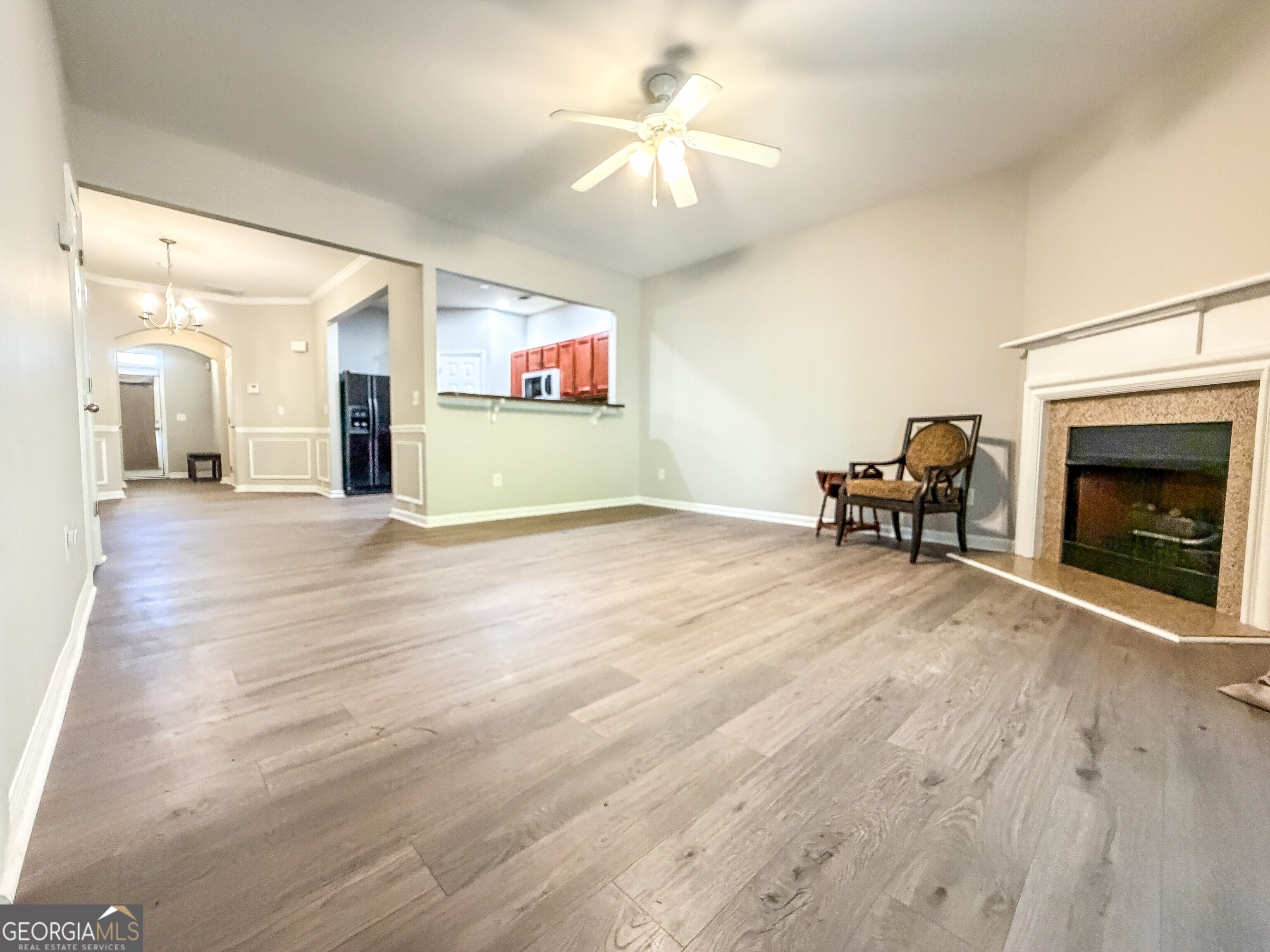 2077 Lakeshore Overlook Drive Property Photo 6