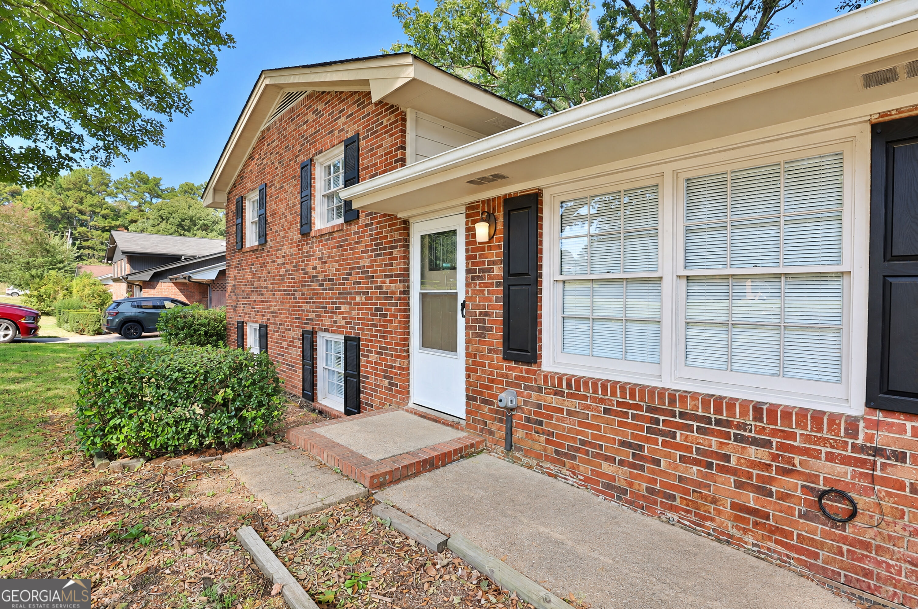 6370 Maddox Road Property Photo 2