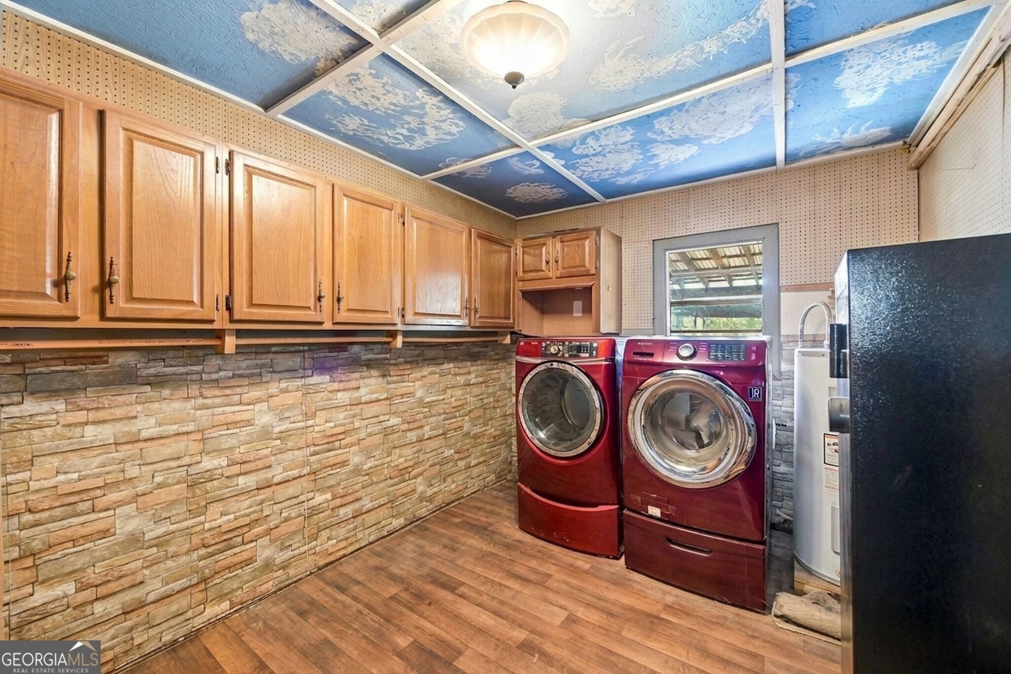 231 Hatfield Grove Property Photo 40
