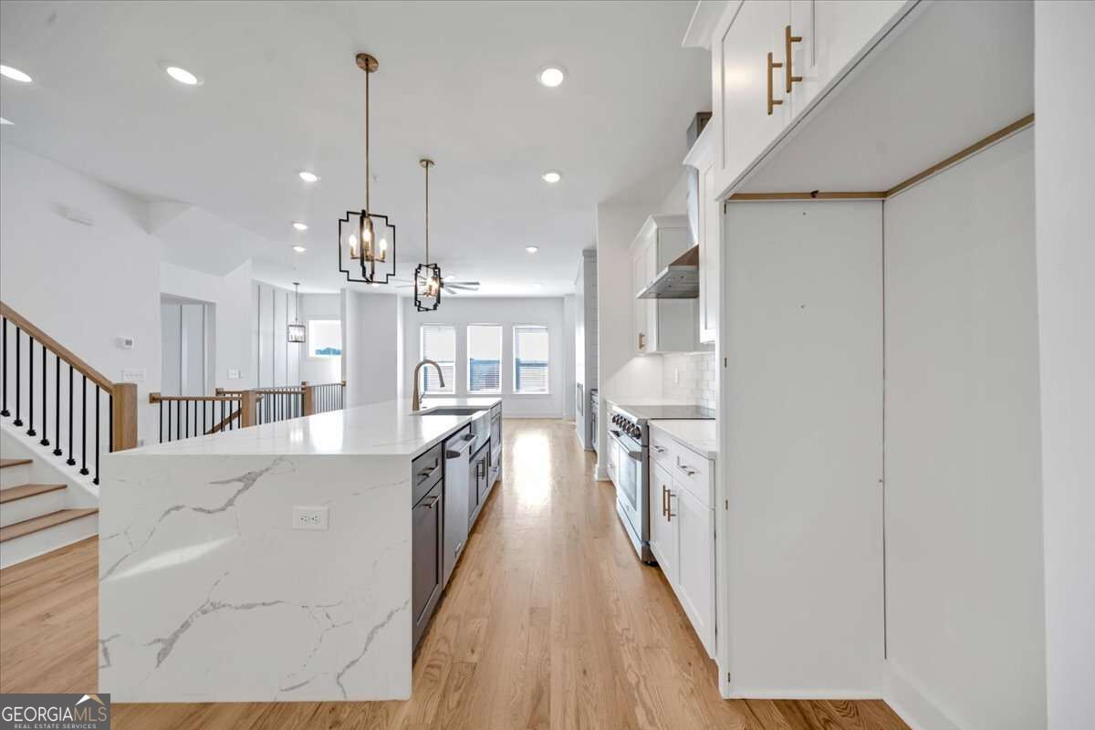 237 W Marietta Street Property Photo 14