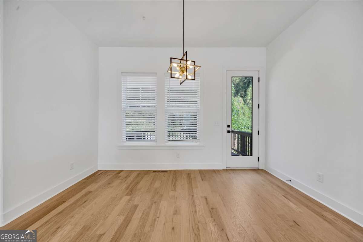 237 W Marietta Street Property Photo 17