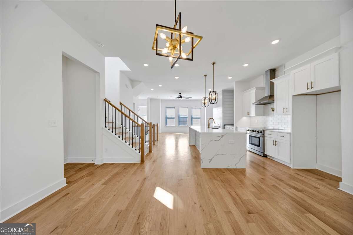 237 W Marietta Street Property Photo 18