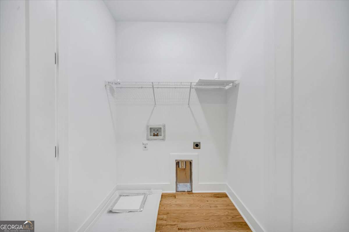 237 W Marietta Street Property Photo 29