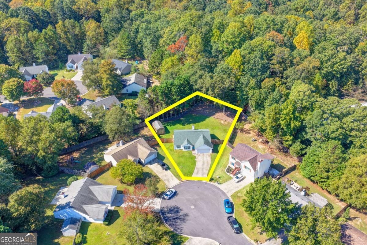 5295 Hillcrest Glenn Drive Property Photo 3