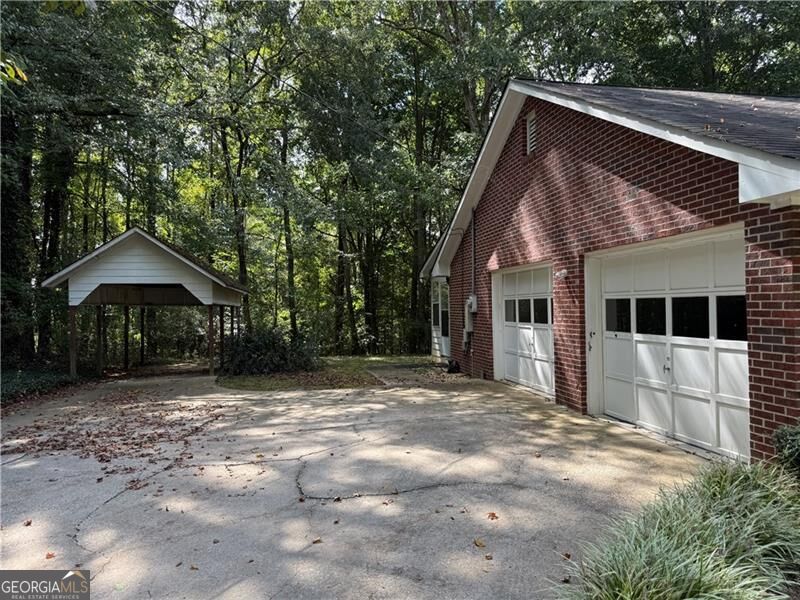 2945 Alan Drive Sw Property Photo 4