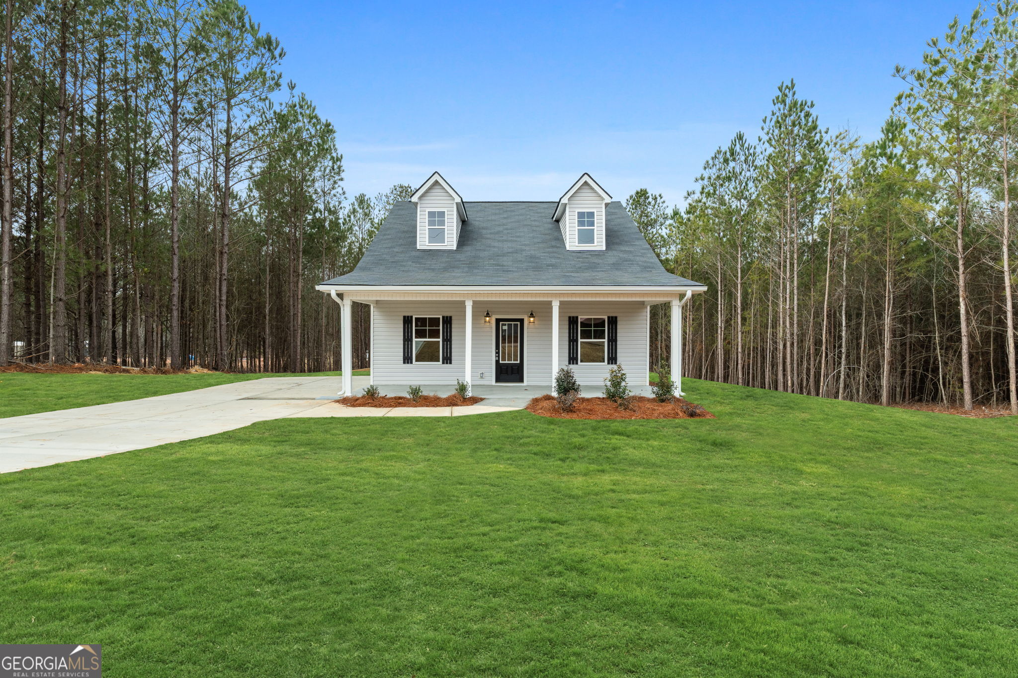 882 Primrose Circle Property Photo 1
