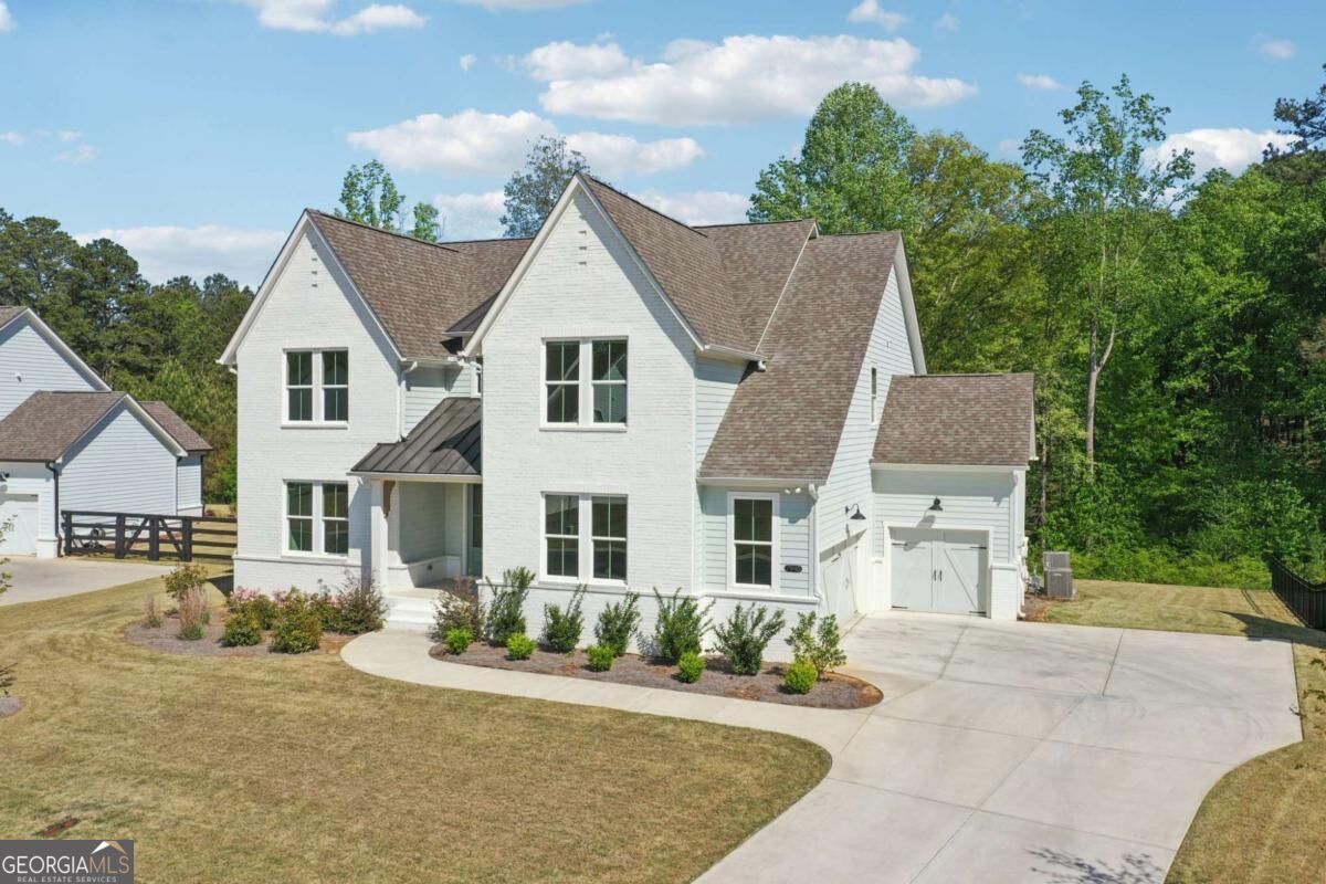 7945 Heritage Farm Court Property Photo 1