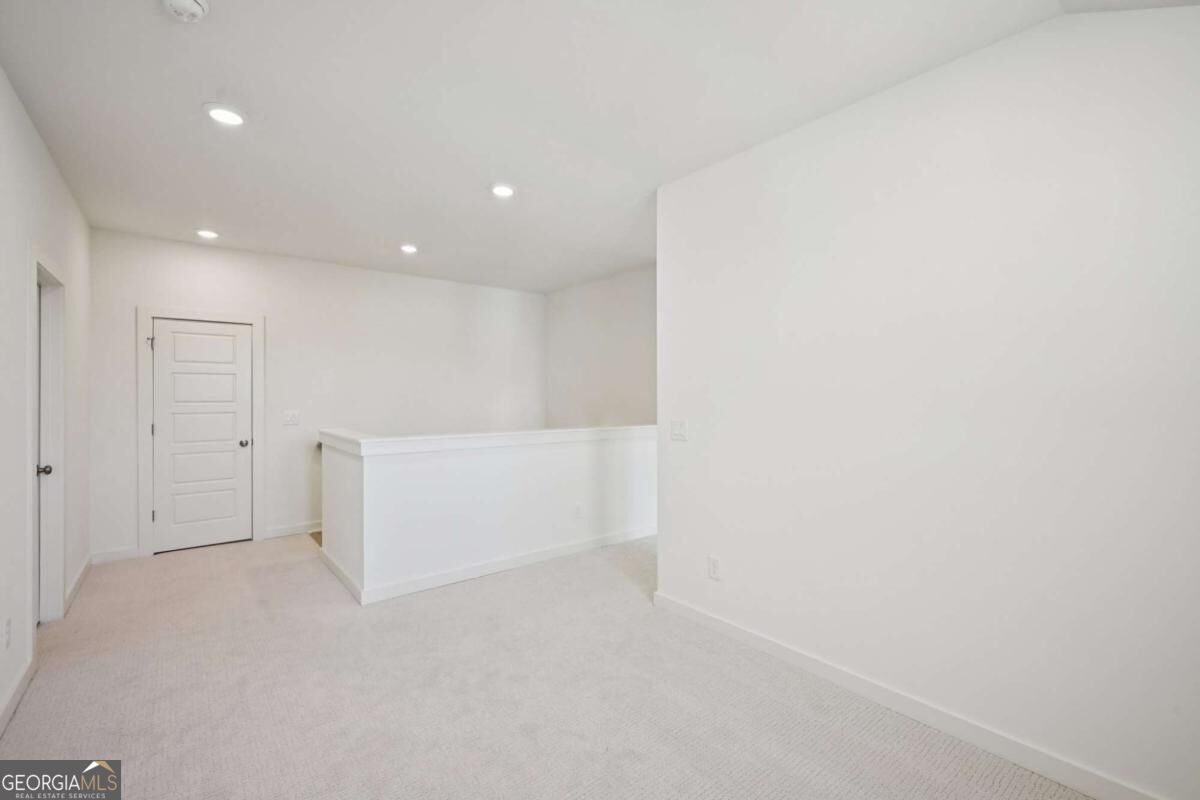 7945 Heritage Farm Court Property Photo 20