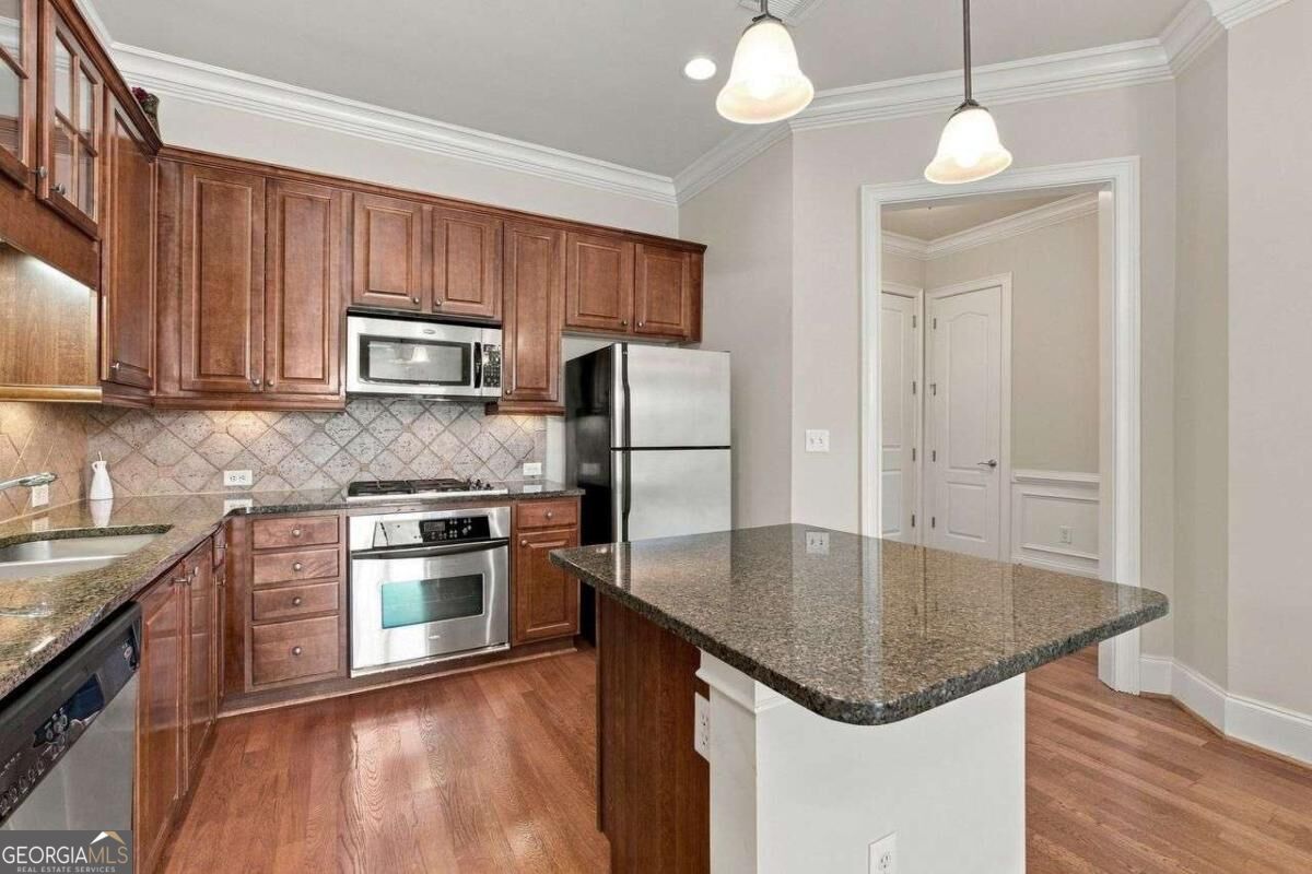 2300 Peachford Road # 3410 Property Photo 7