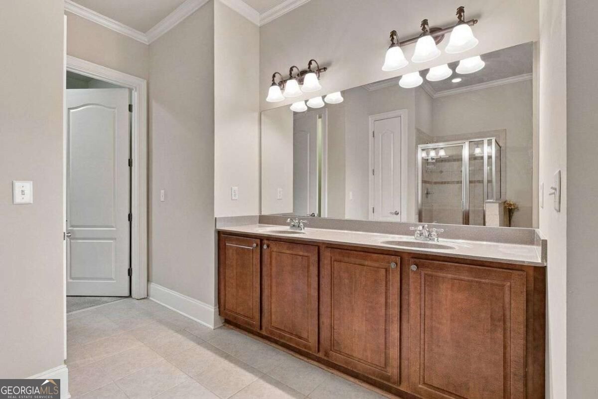 2300 Peachford Road # 3410 Property Photo 17