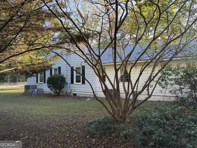 501 Hickory Hill Drive Property Photo 3