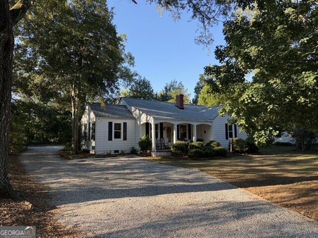 501 Hickory Hill Drive Property Photo 4