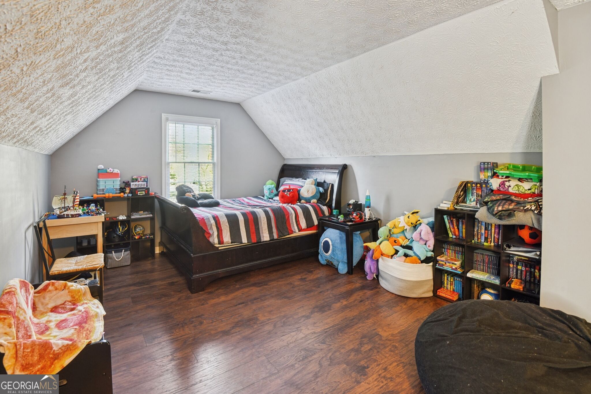 120 Hollow Springs Drive Property Photo 33