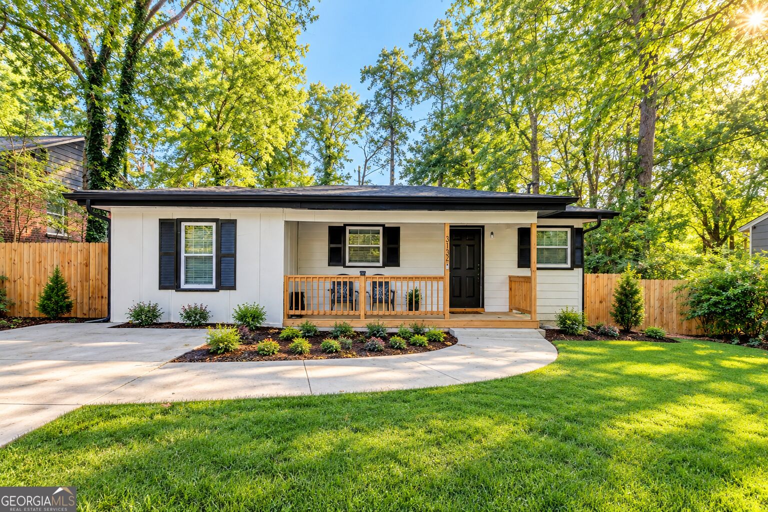 3132 Forrest Hills Drive Property Photo 1