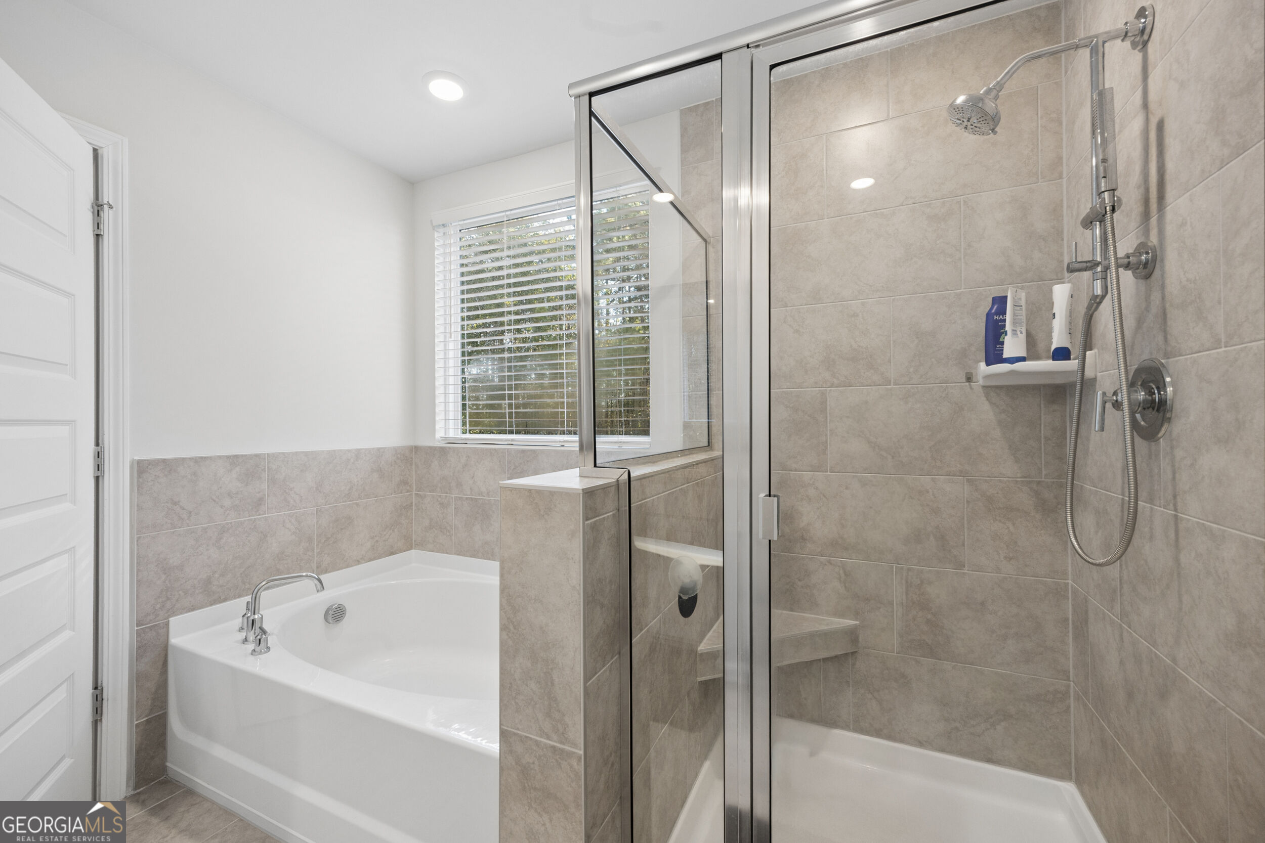 148 Binscombe Lane Property Photo 21