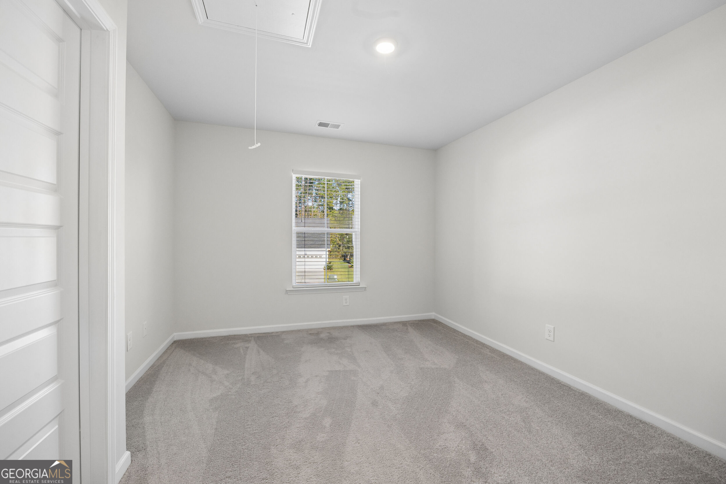148 Binscombe Lane Property Photo 23