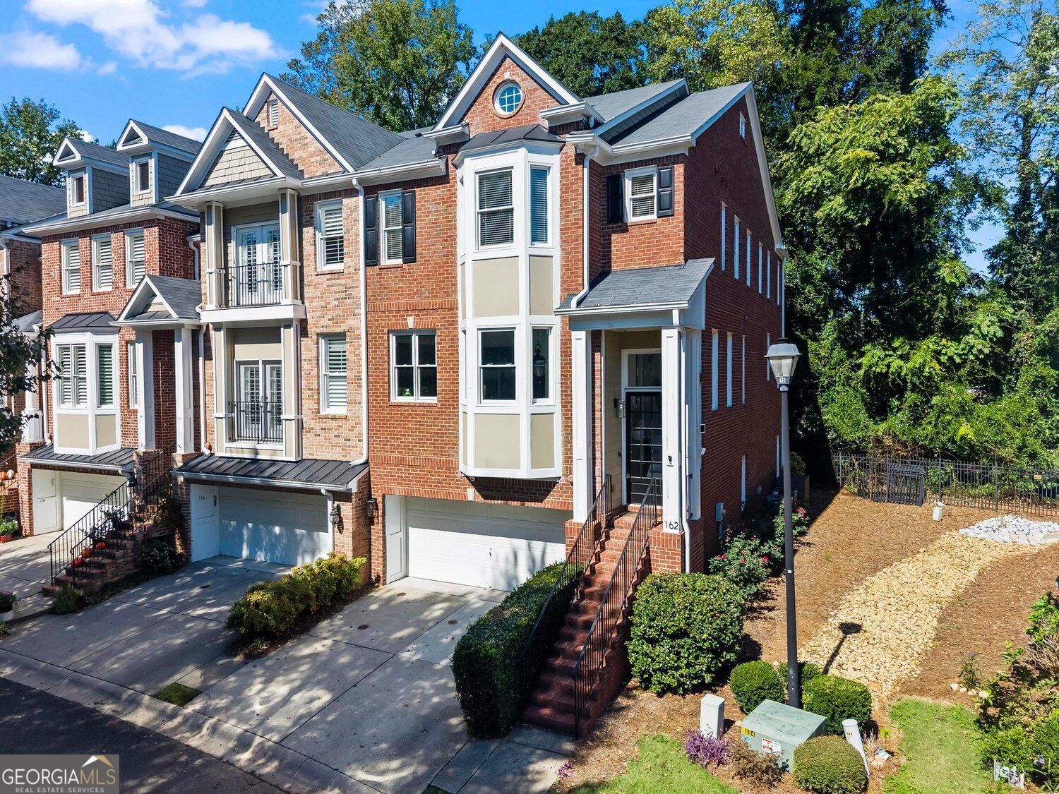162 Mclaren Gates Drive Property Photo 1