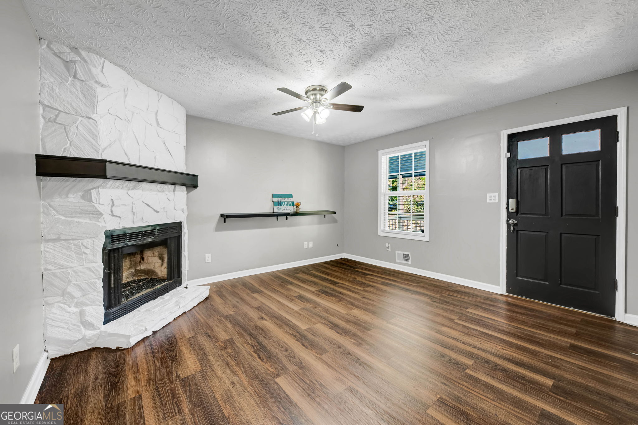 8852 Churchill Place Property Photo 2