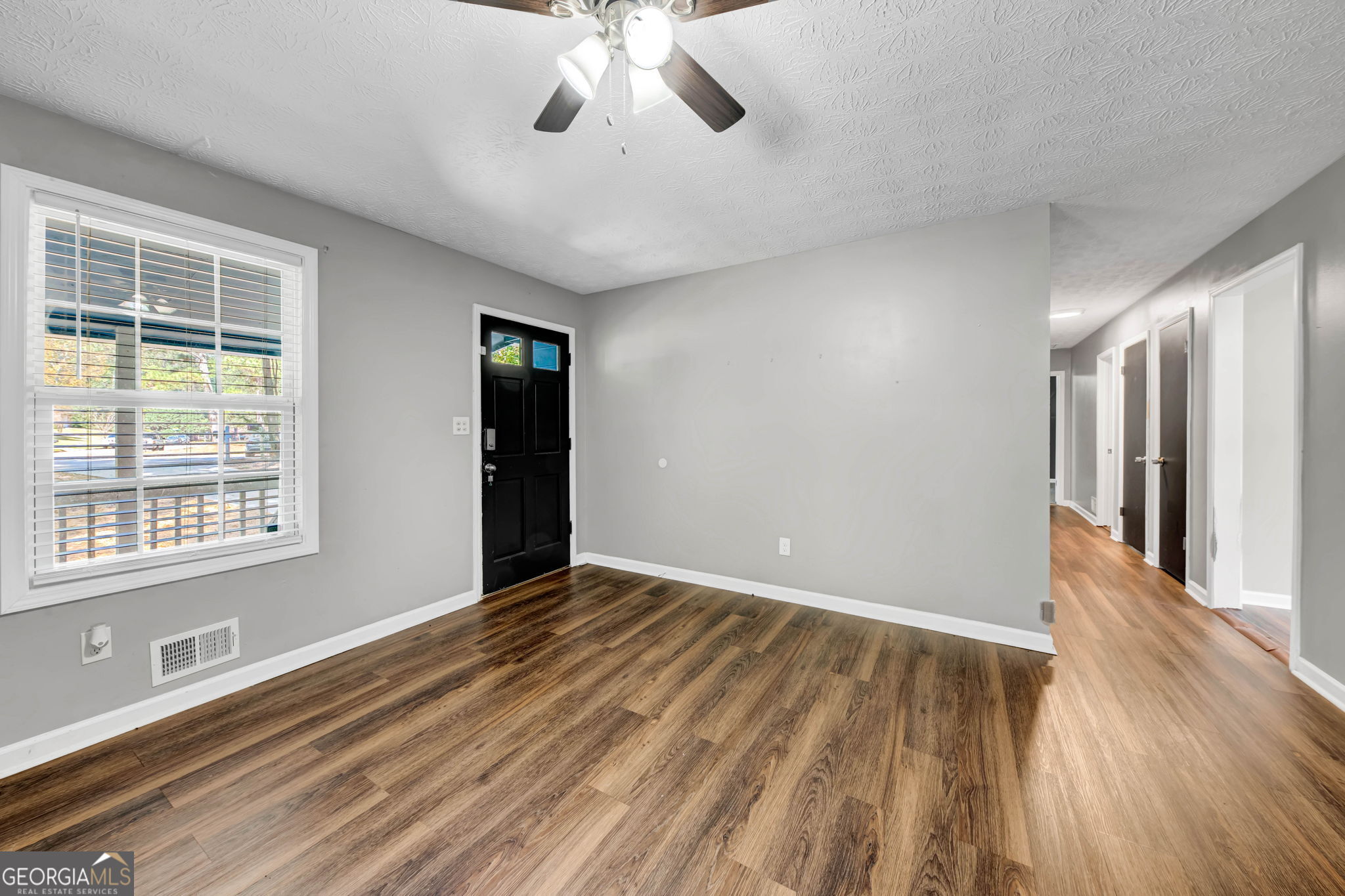 8852 Churchill Place Property Photo 4