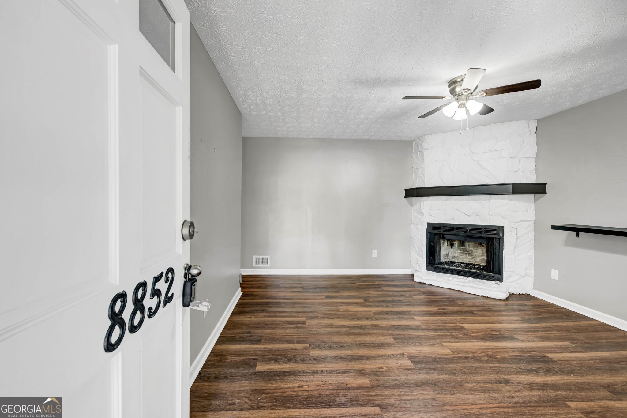 8852 Churchill Place Property Photo 21