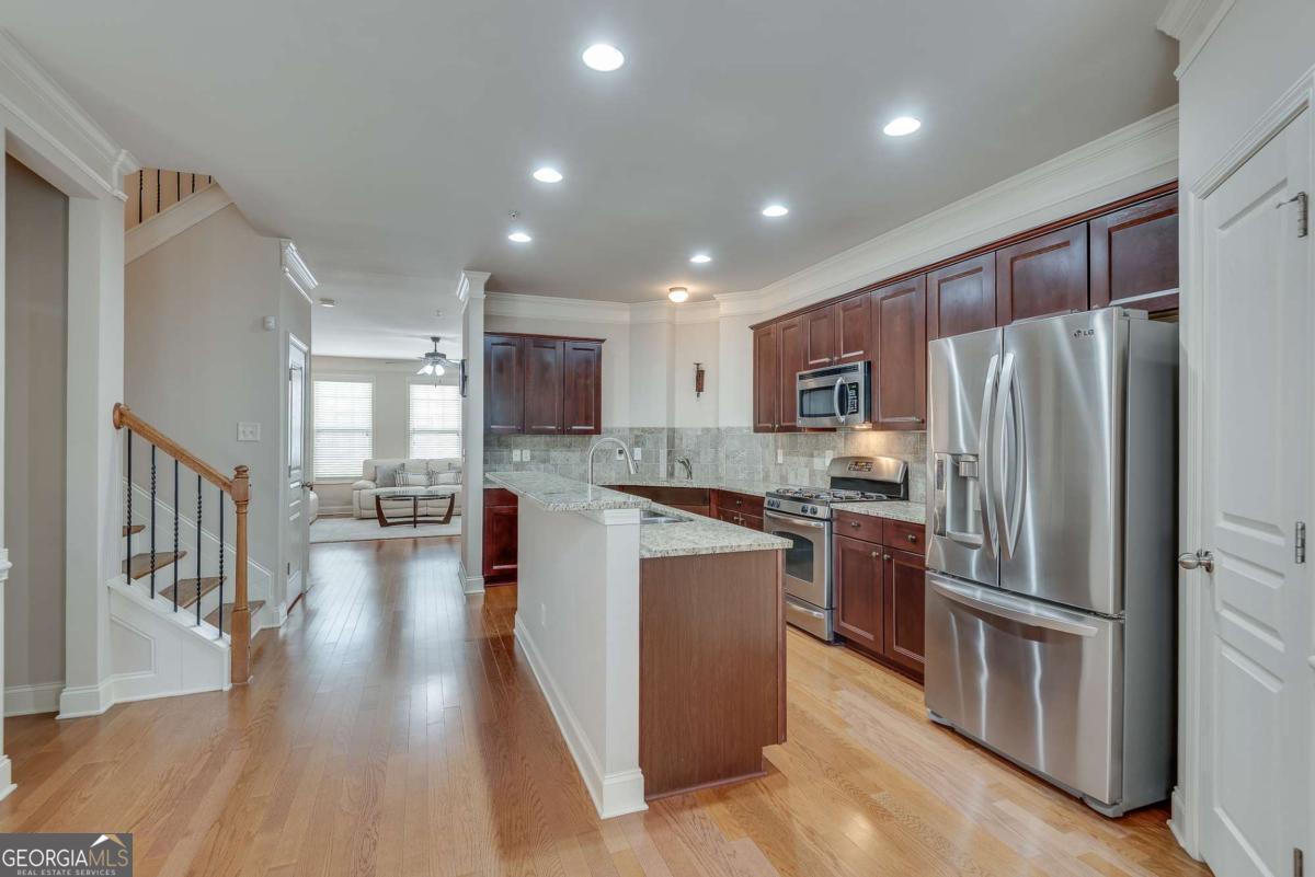 9005 Woodland Trail Property Photo 10