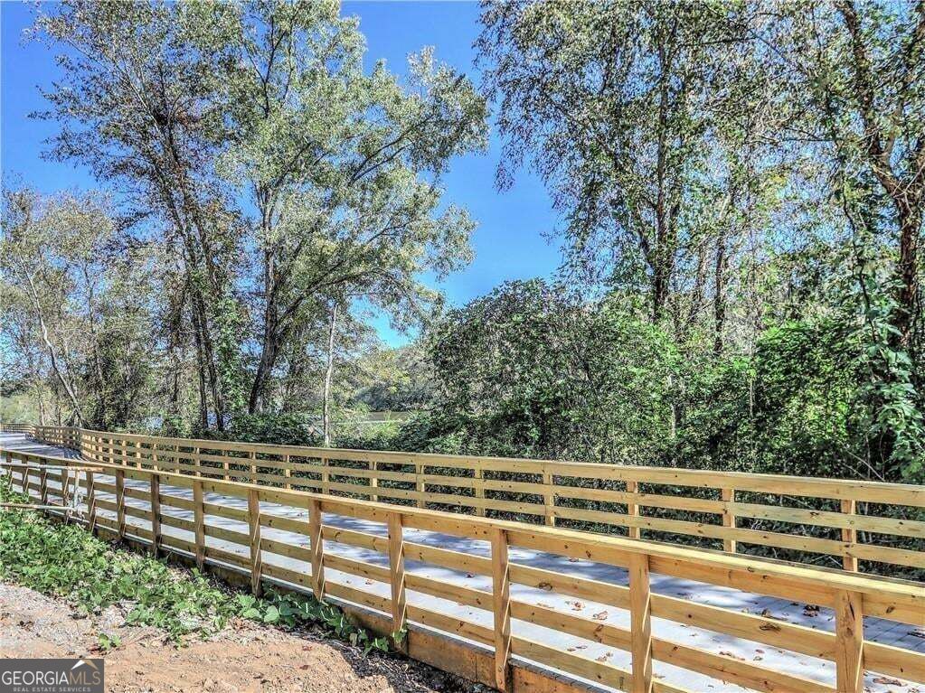 1060 Ashley Manor Drive Property Photo 9