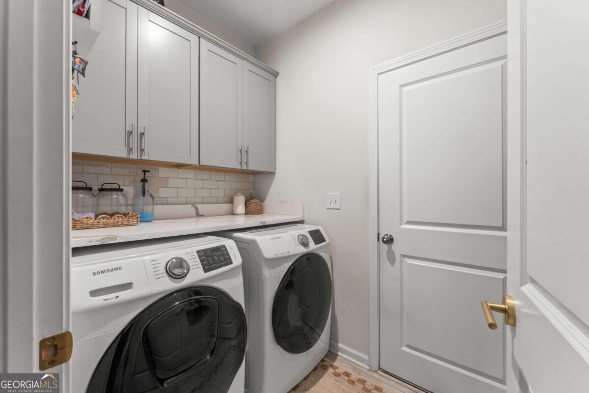 18 Singleton Way Property Photo 22