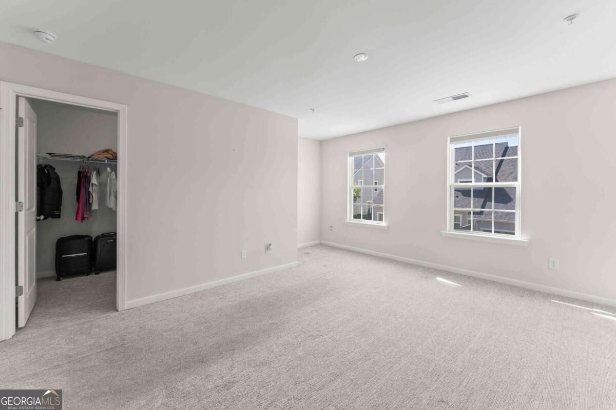 18 Singleton Way Property Photo 27