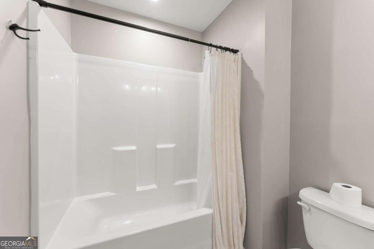 18 Singleton Way Property Photo 31