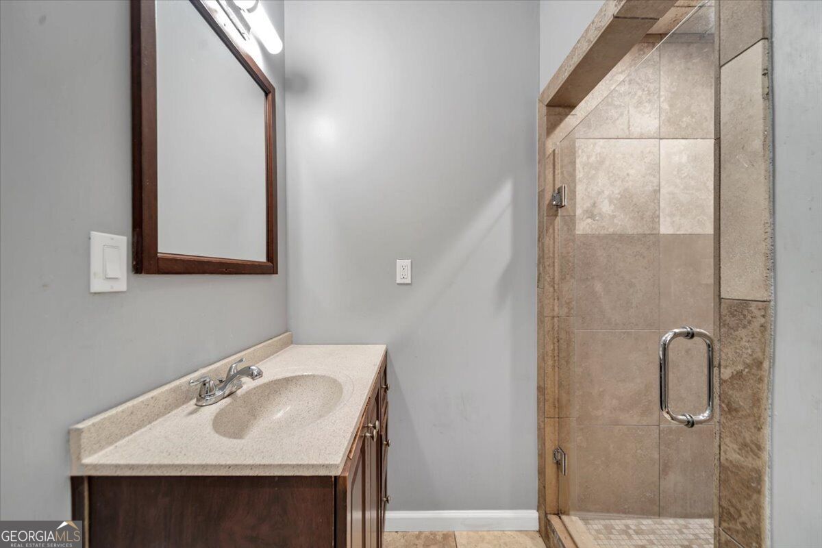 650 Ira Street Sw Property Photo 28