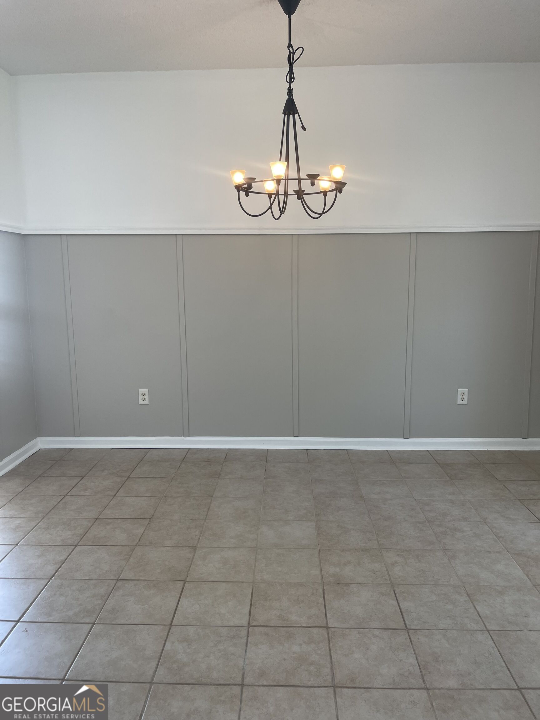10 Hartland Court Property Photo 6