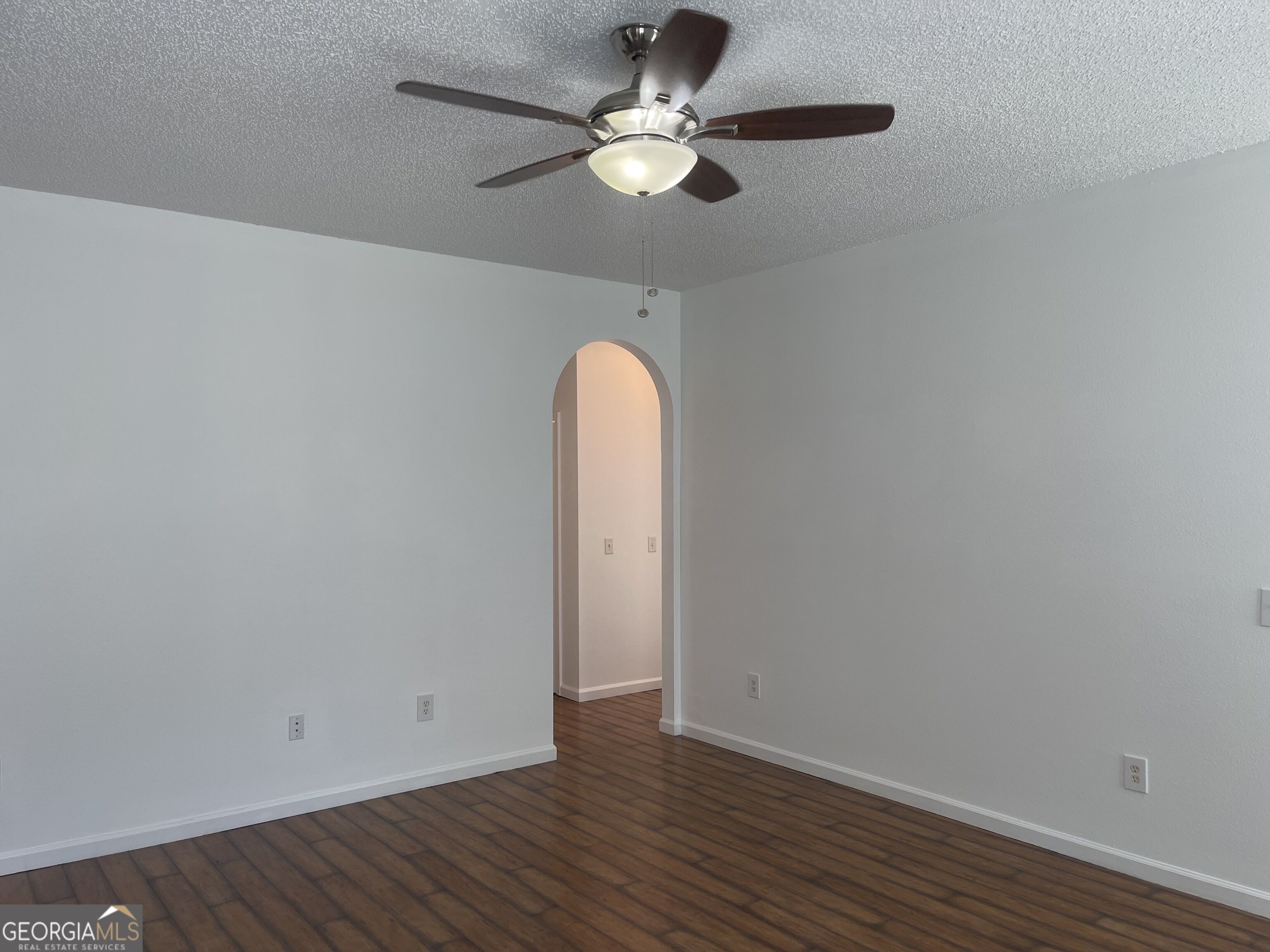 10 Hartland Court Property Photo 9