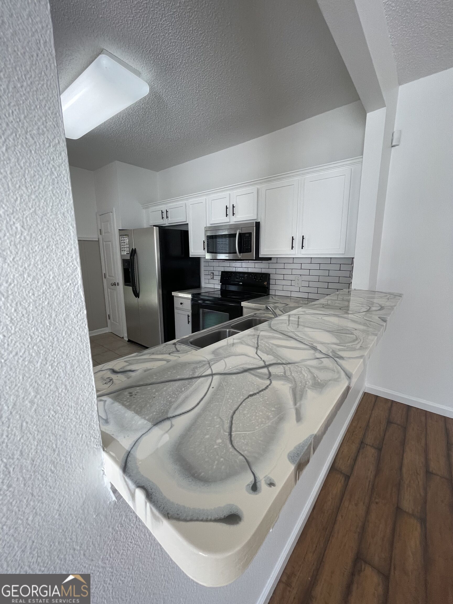 10 Hartland Court Property Photo 24