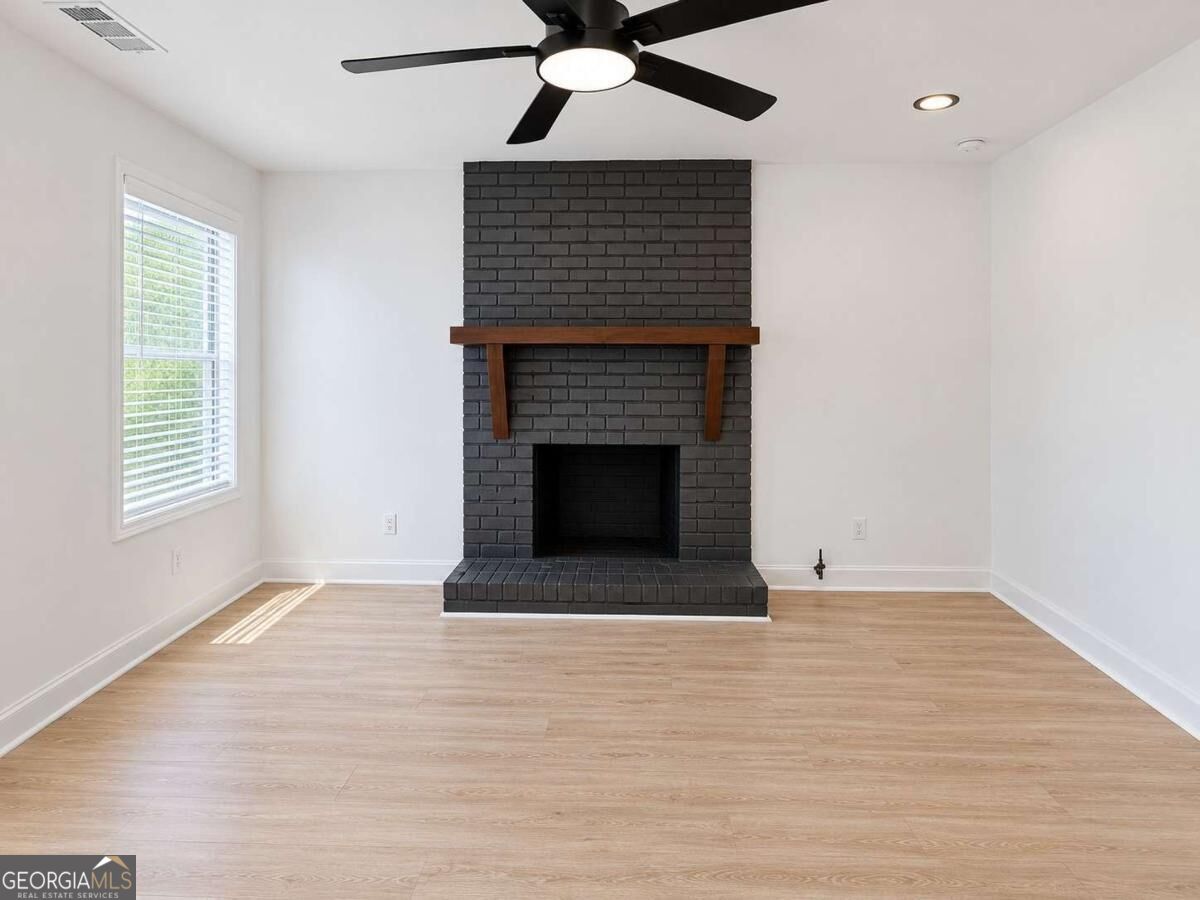 166 Burbank Drive Nw Property Photo 13