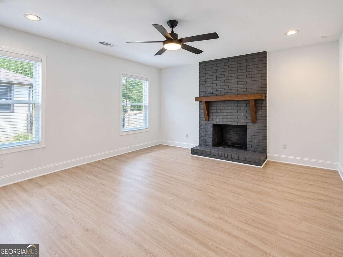 166 Burbank Drive Nw Property Photo 17