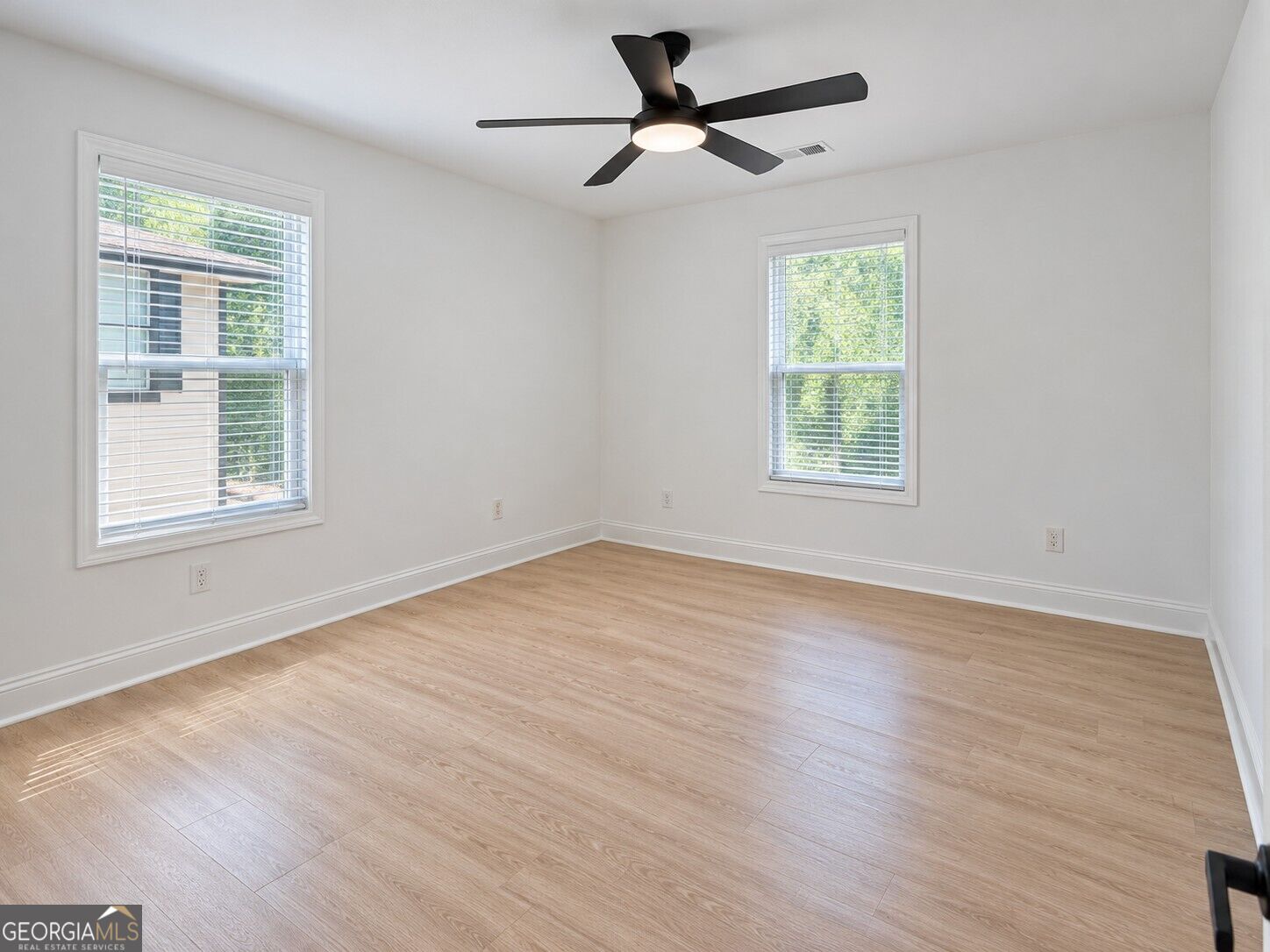 166 Burbank Drive Nw Property Photo 20